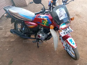 Bajaj CT 125X 2022 Red