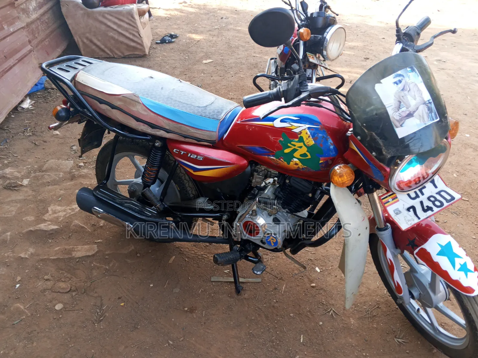 Bajaj CT 125X 2022 Red