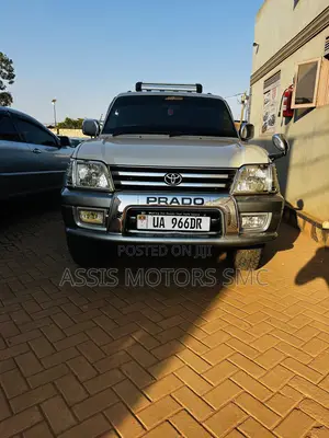 Toyota Land Cruiser Prado 2005 Silver