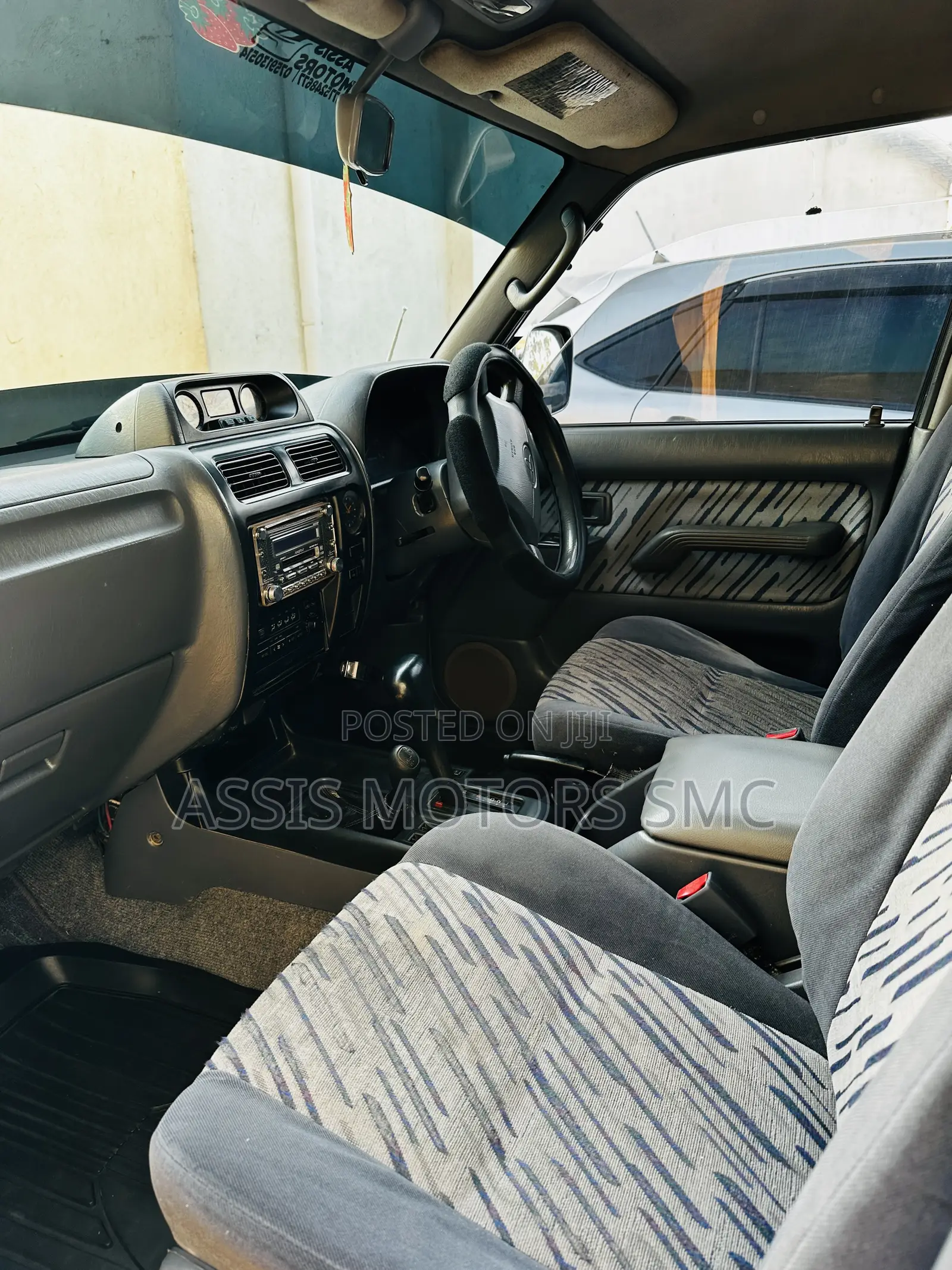 Toyota Land Cruiser Prado 2005 Silver