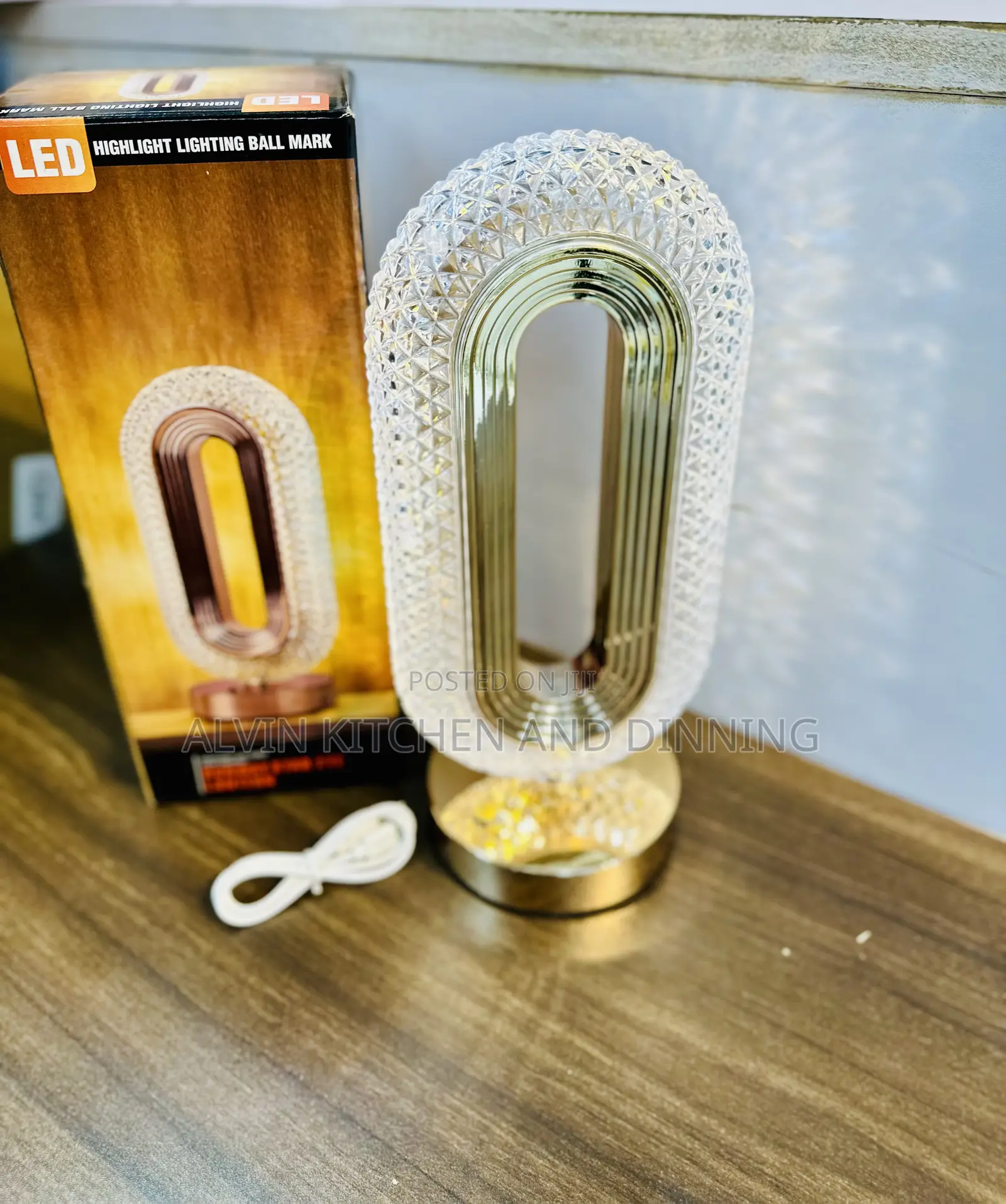 Table Lamp With 3 Lighting Colors