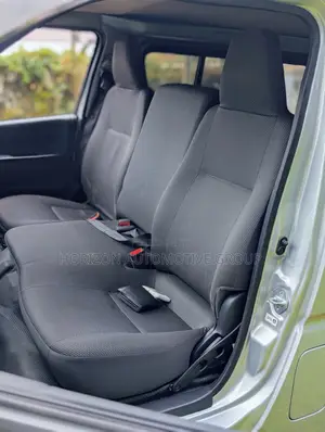 Toyota HiAce 2011 Silver