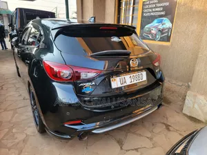 Mazda Axela 2018 Black