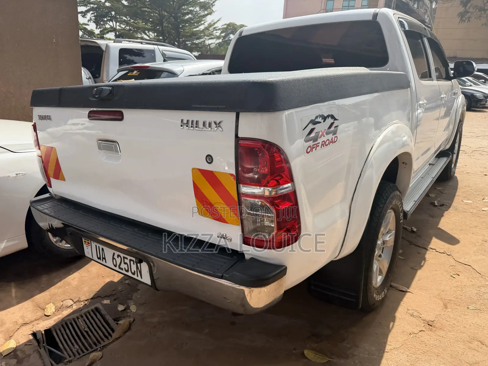 Toyota Hilux 2008 White