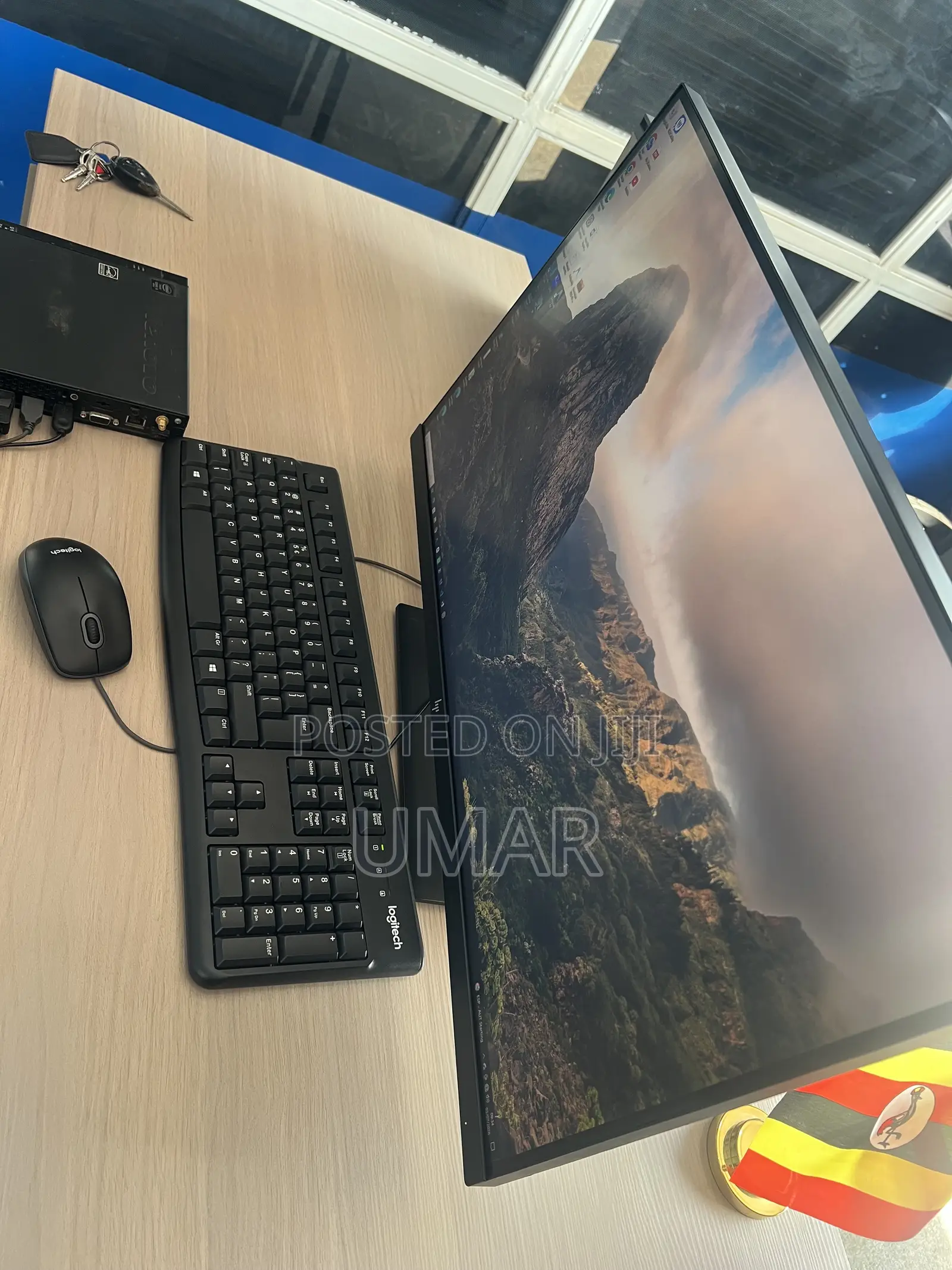 Desktop Computer Lenovo 16GB Intel Core i5 SSD 256GB