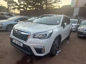Subaru Forester 2019 White