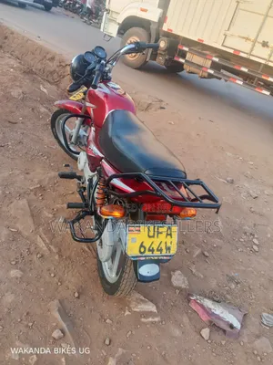Bajaj CT 110X 2022 Red