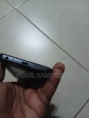 Infinix Hot 60i 128 GB Black