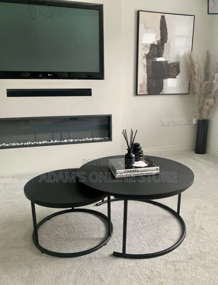 Black and White Round Center Table