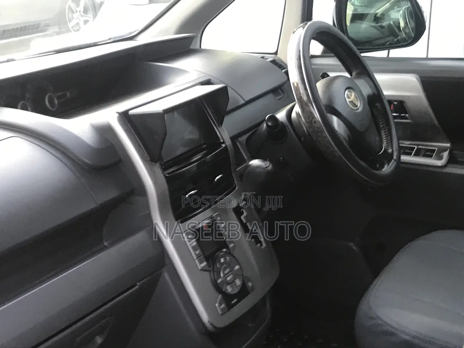 Toyota Voxy 2009 Black