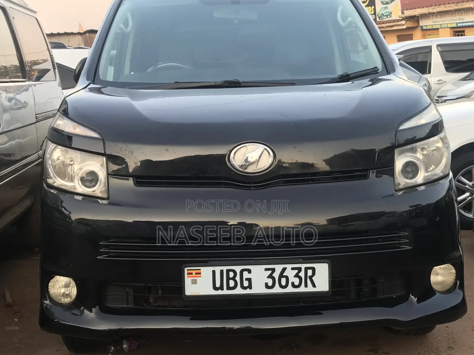 Toyota Voxy 2009 Black
