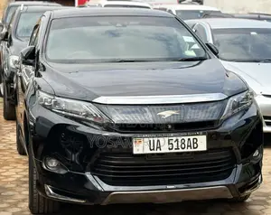 Toyota Harrier 2.0 2016 Black
