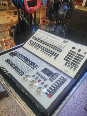 Pearl 1024b DMX Controller
