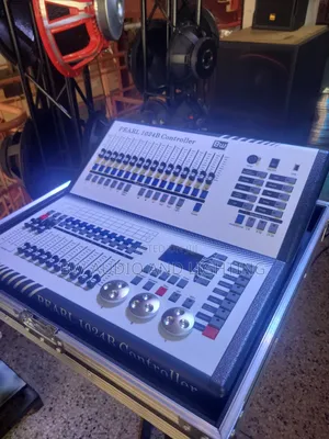 Pearl 1024b DMX Controller
