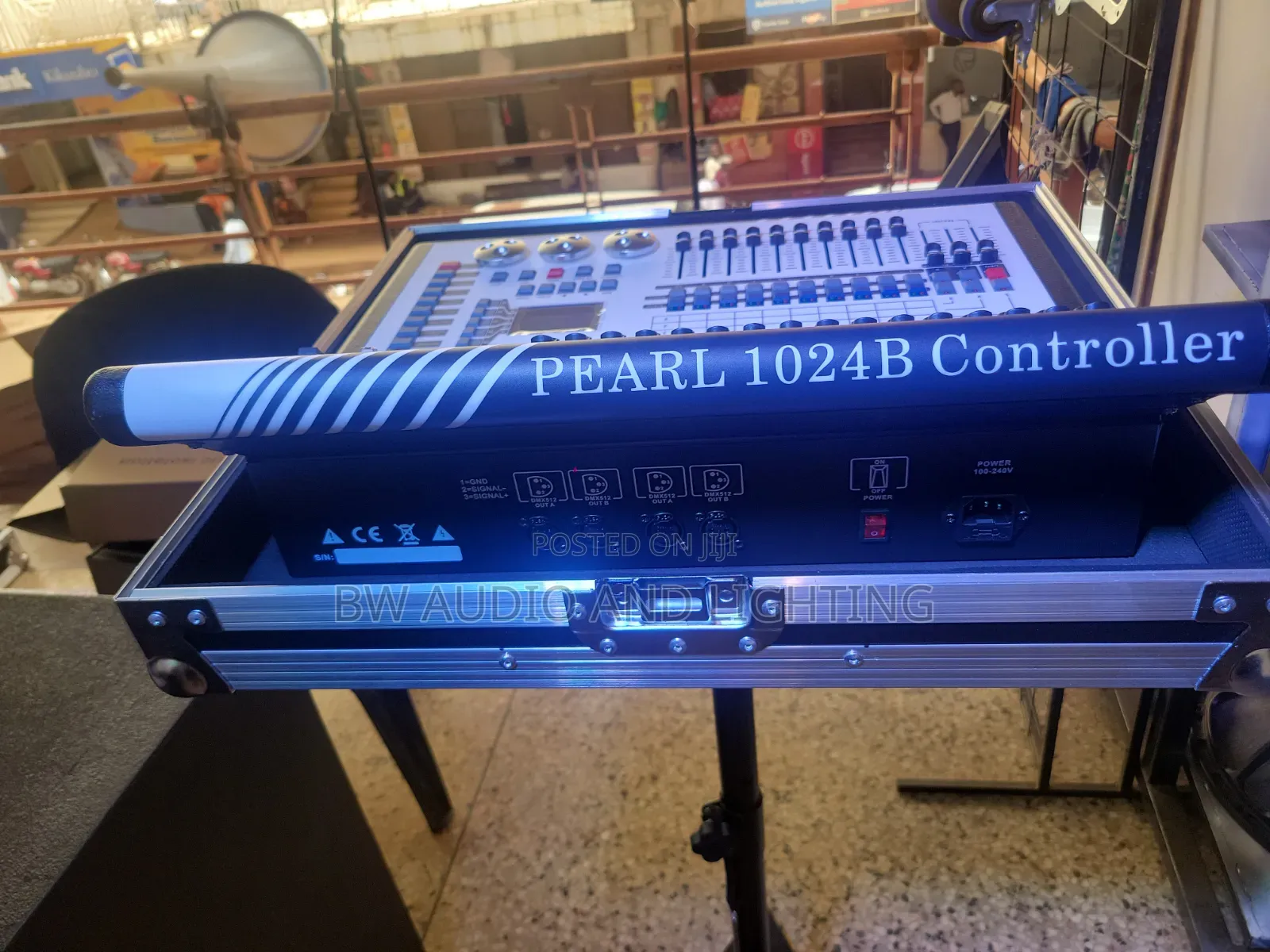 Pearl 1024b DMX Controller