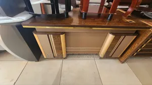 Australia Desk