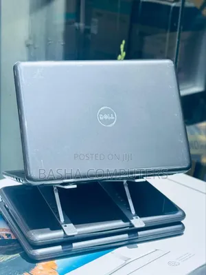 New Laptop Dell 4GB Intel Core i7 SSD 256GB
