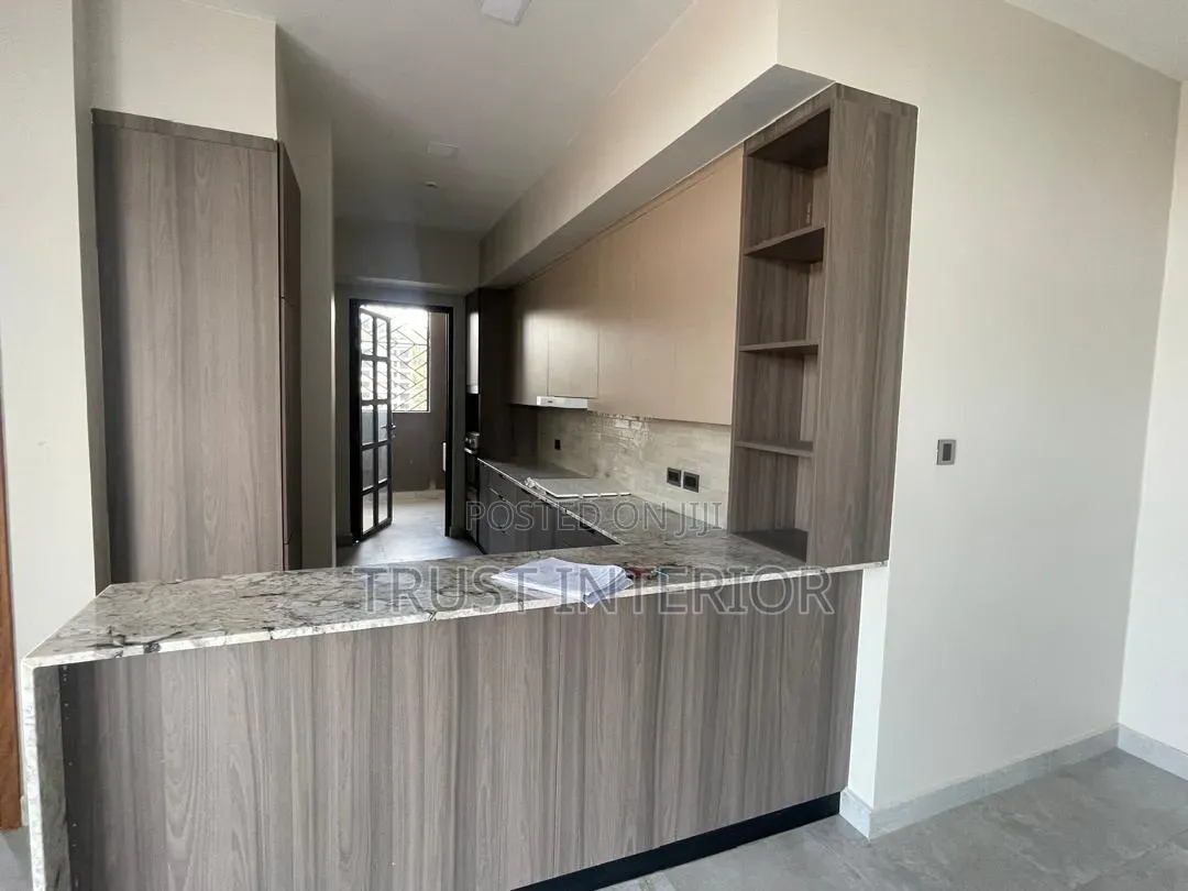 Premium Kitchen Installed Naguru 802