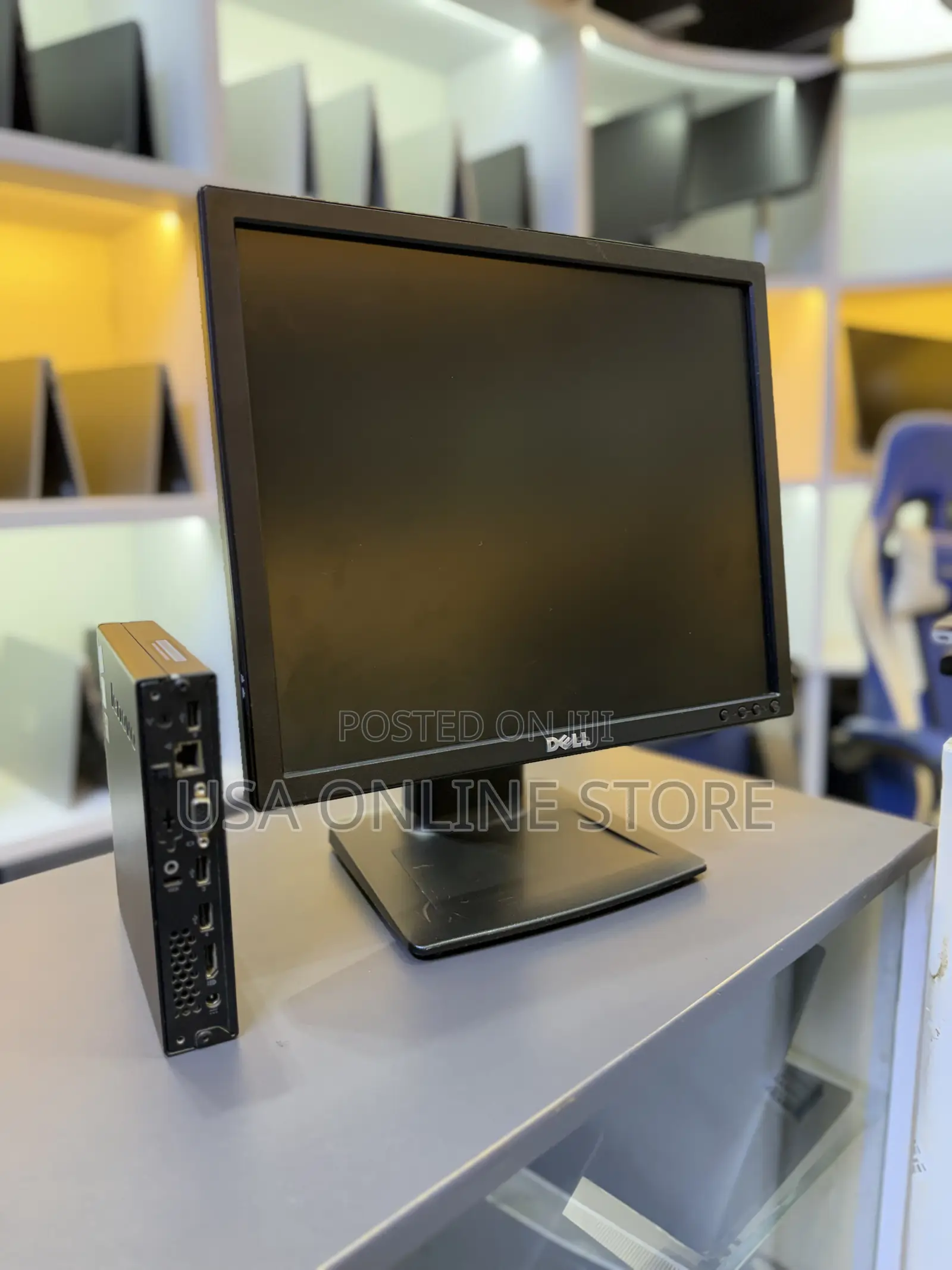 Desktop Computer Lenovo 4GB Intel Core i3 HDD 320GB