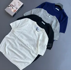 Round Neck Knitted Shirts