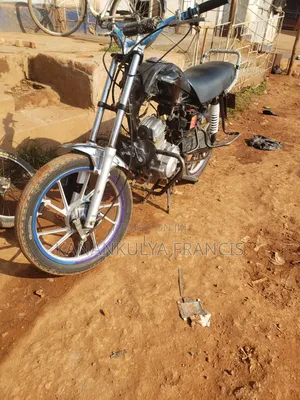 Yamaha Crux 2012 Black