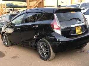 Toyota Aqua 2013 Black