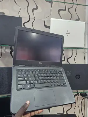 Laptop Dell Latitude 3310 4GB Intel Core i3 SSD 128GB