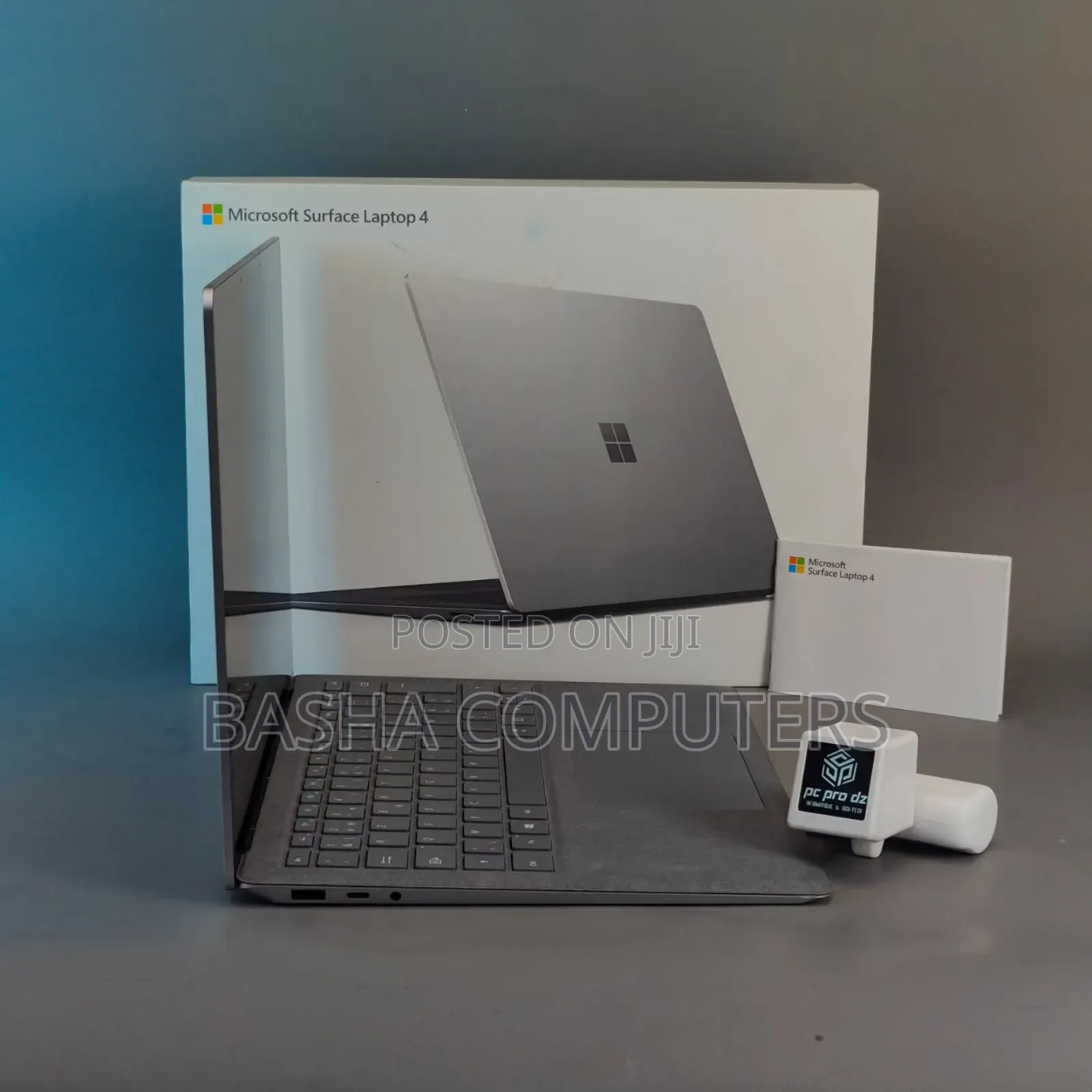 New Laptop Microsoft Surface 8GB Intel Core i7 SSD 256GB