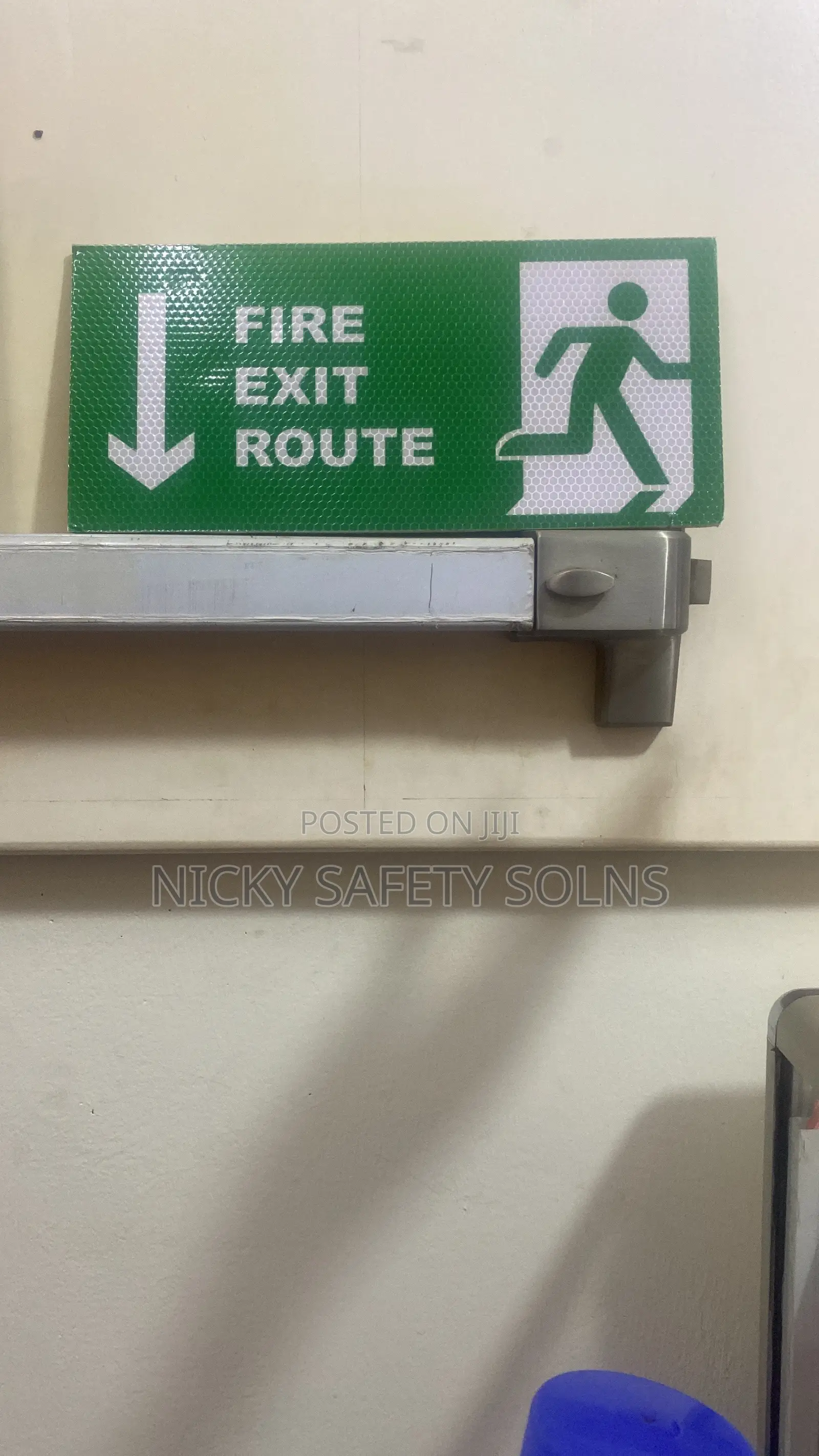 Fire Exit Synages