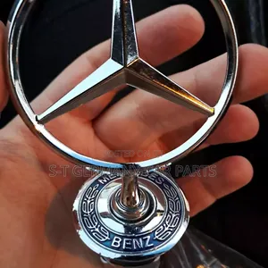 Mercedes Benz Bonnet Emblem Logo/Star