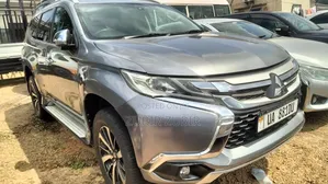 Mitsubishi Pajero 2016 Gray