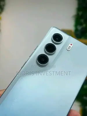 New Tecno Camon 40 Pro 5G 256 GB Blue