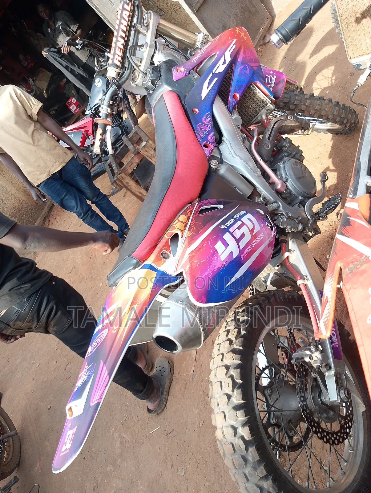 Honda 2008 Red