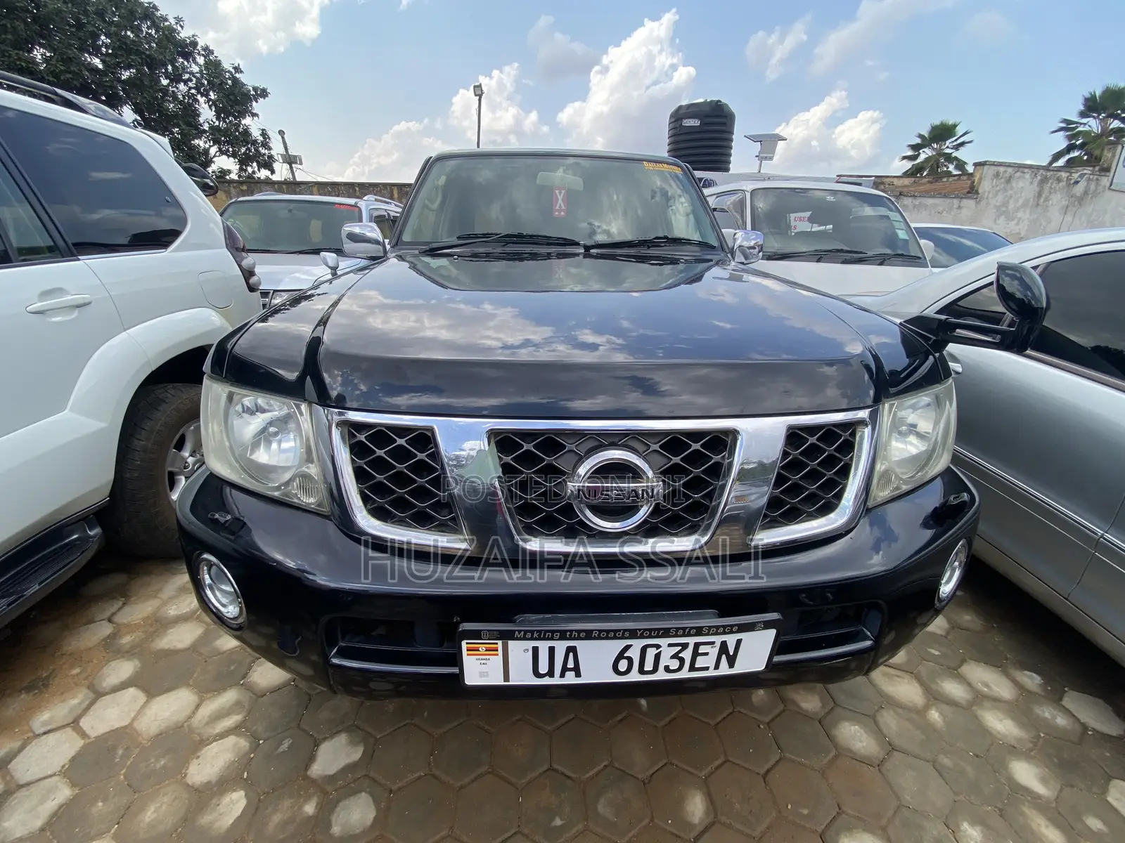 Nissan Patrol 2010 Black