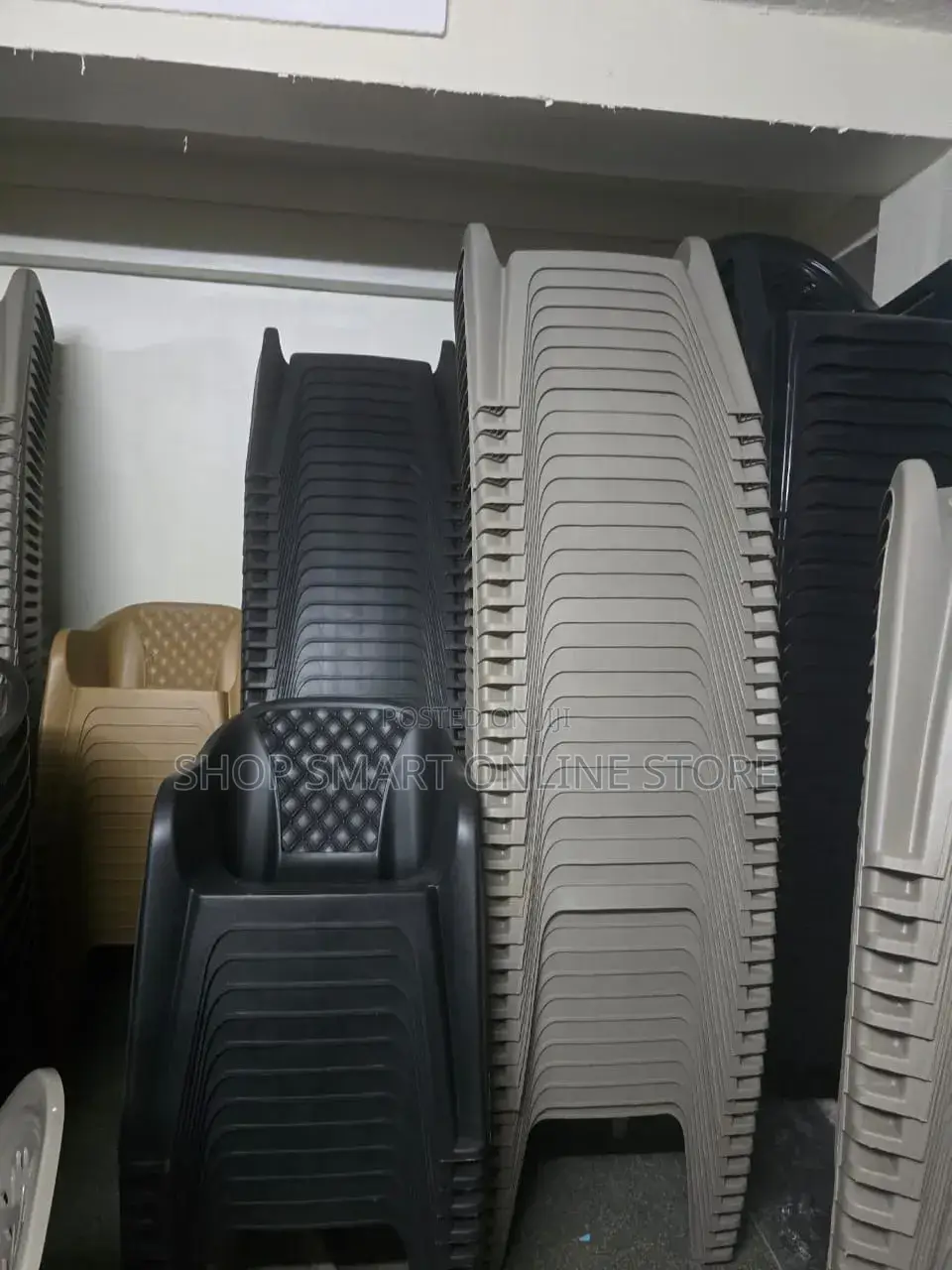 Solid Backrest Plastic Chairs Plastic Chairs