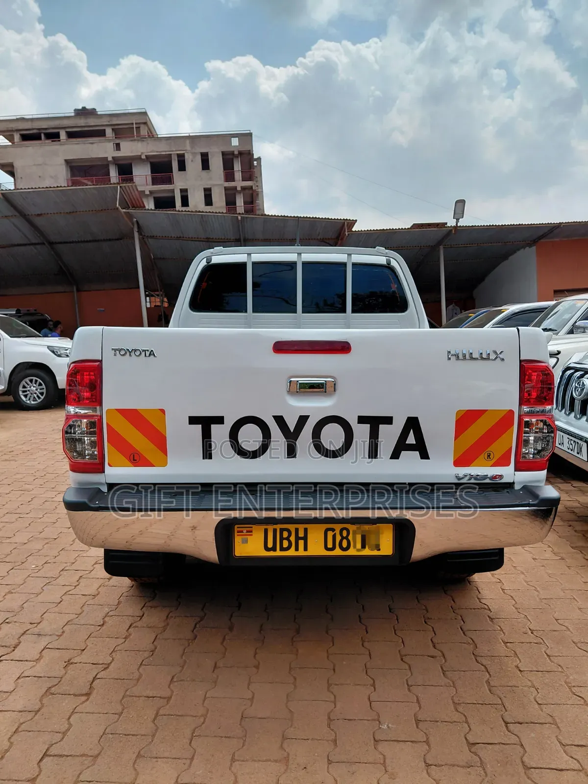 Toyota Hilux 2013 White