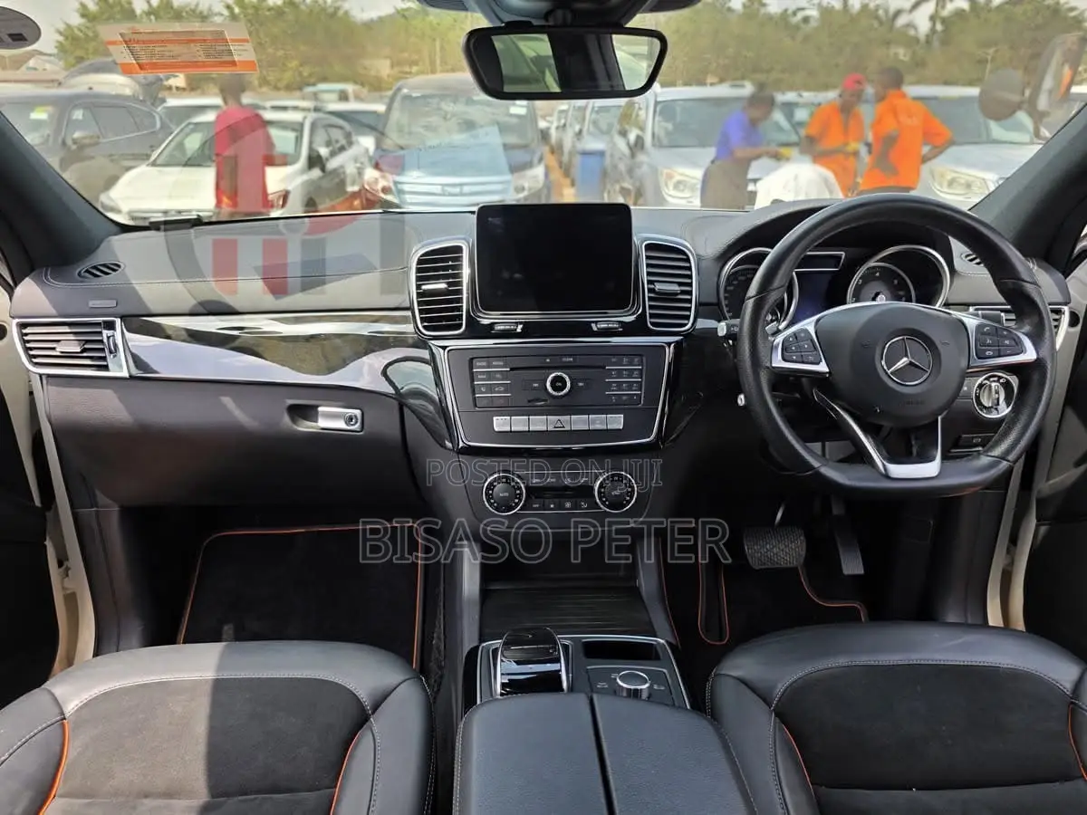 Mercedes-Benz GLE-Class GLE 350d 4MATIC 2017 White