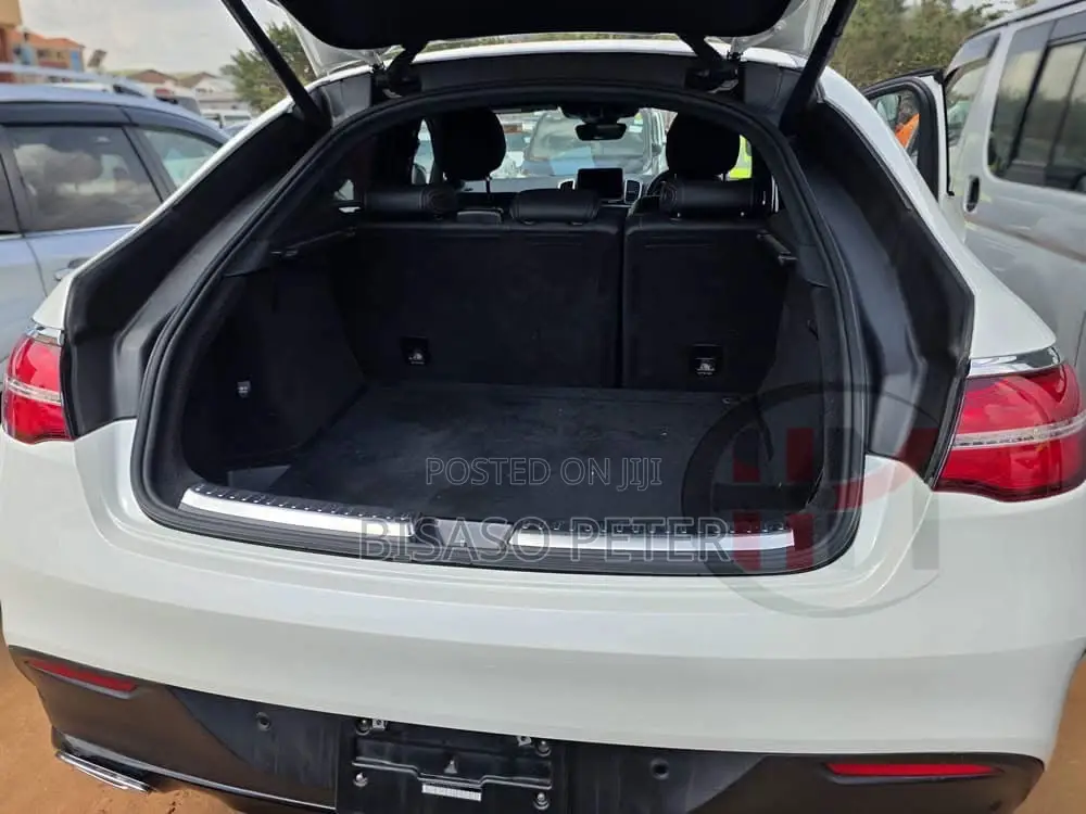 Mercedes-Benz GLE-Class GLE 350d 4MATIC 2017 White