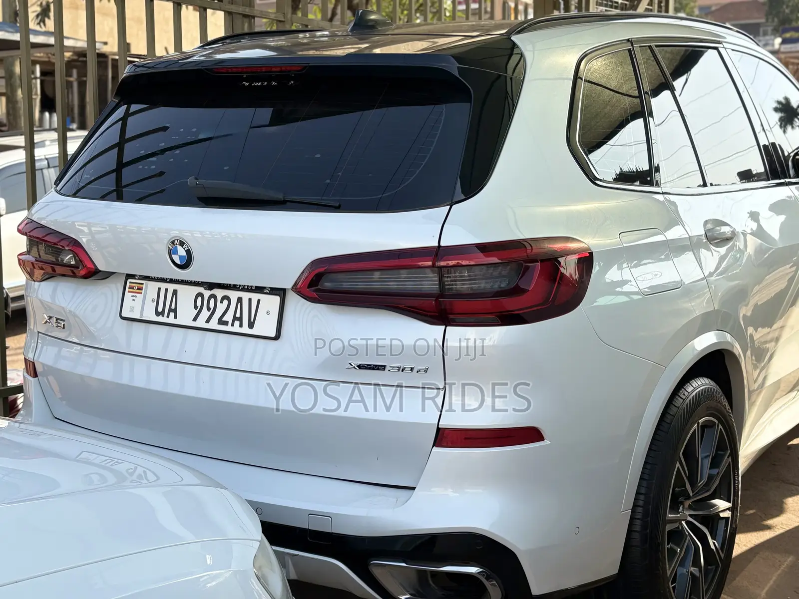 BMW X5 xDrive40i 2022 White