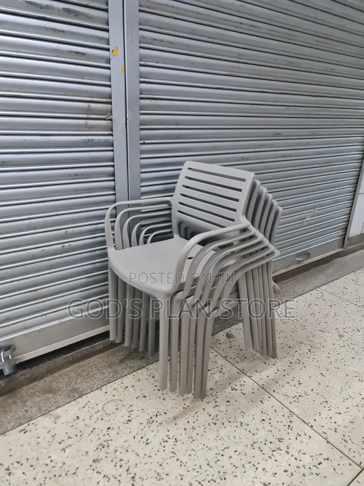 Villa Stackable Dining Plastic Chairs Plastic Chairs
