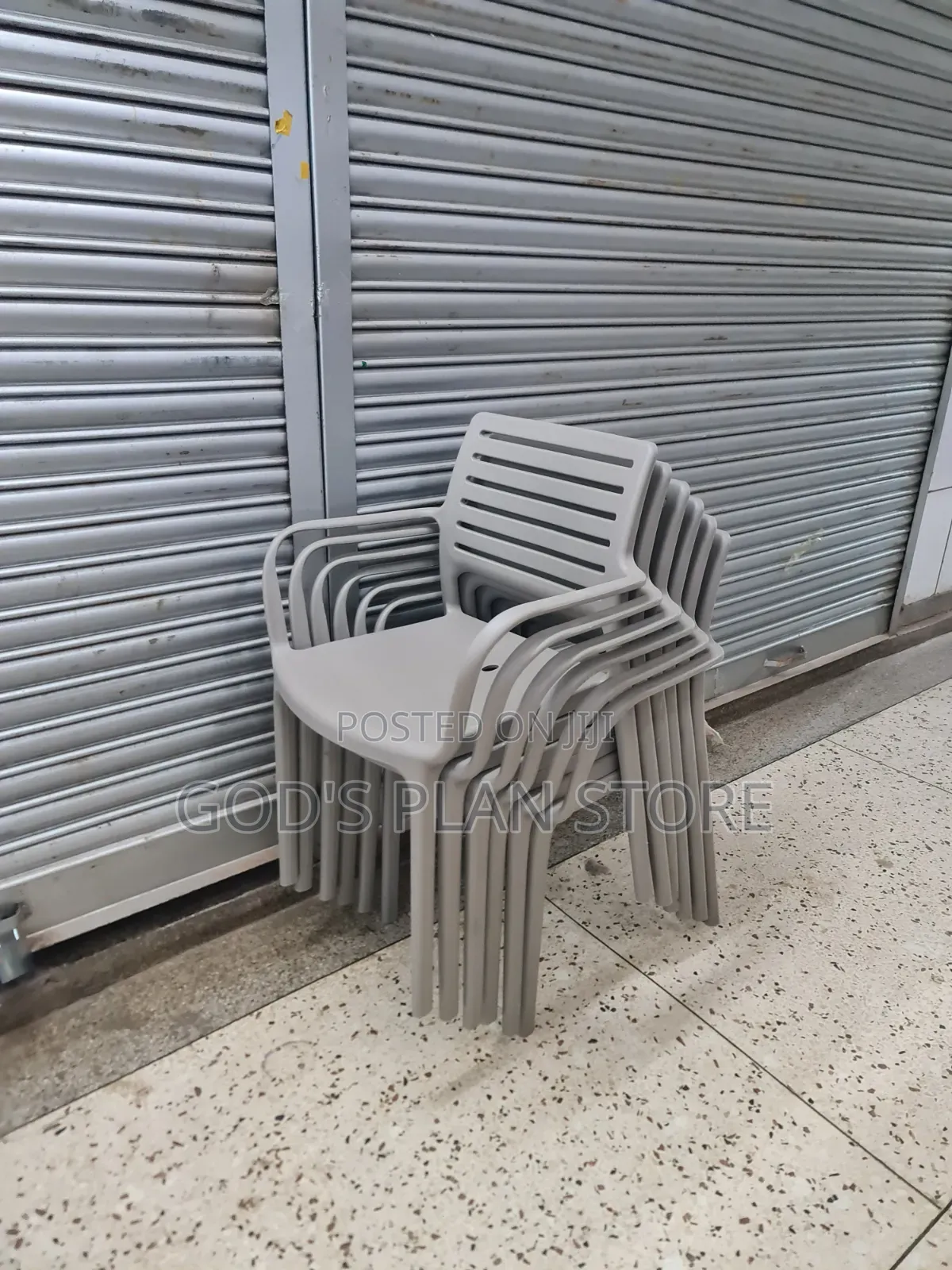 Villa Stackable Dining Plastic Chairs Plastic Chairs