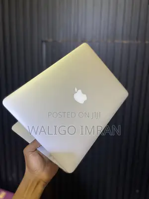 Laptop Apple MacBook Air 2017 8GB Intel Core i5 SSD 256GB