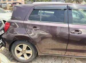 Toyota IST 2010