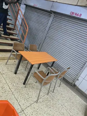 Restaurant Cafe Hotel Dining Foldable Table and Chairs