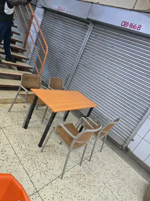 Restaurant Cafe Hotel Dining Foldable Table and Chairs