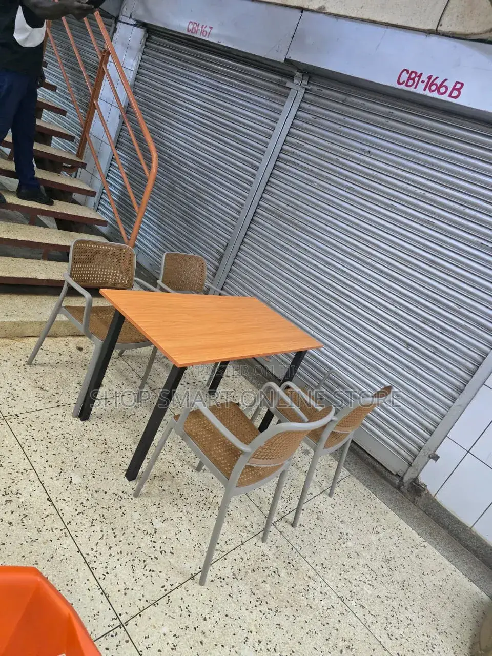 Restaurant Cafe Hotel Dining Foldable Table and Chairs