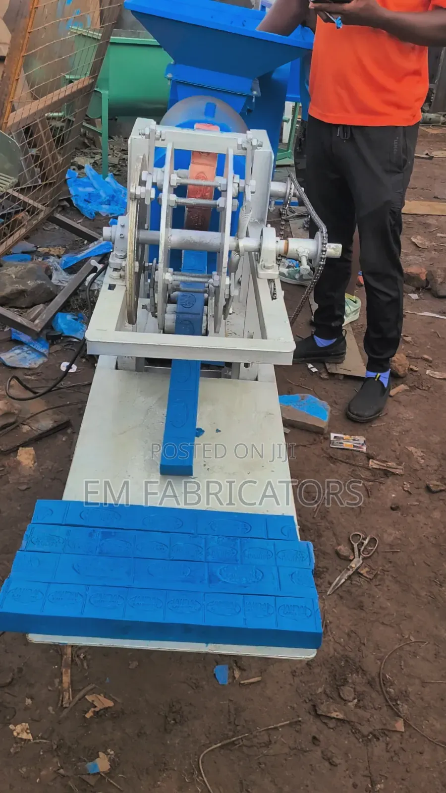Complete Soap Making Machine; Plodder Cutter 600kgs/Hr