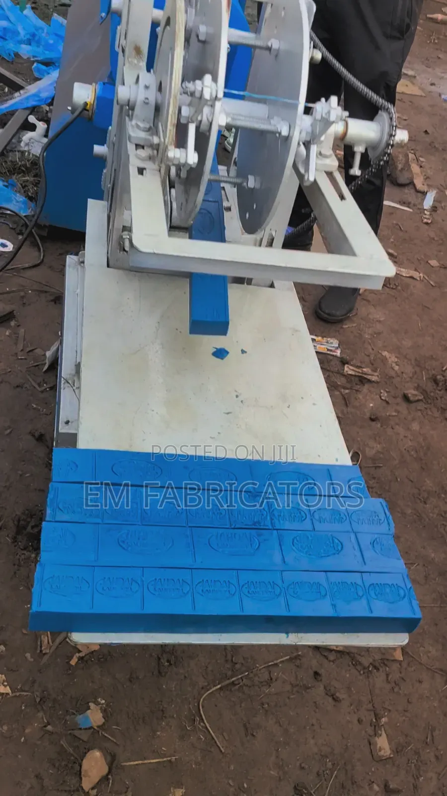 Complete Soap Making Machine; Plodder Cutter 600kgs/Hr