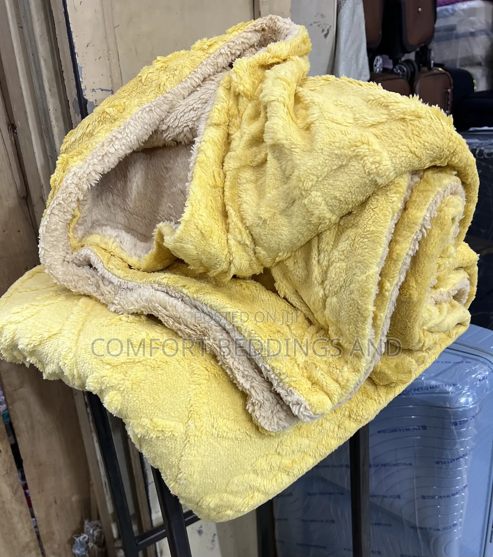Textured Soft Blankets Yellow