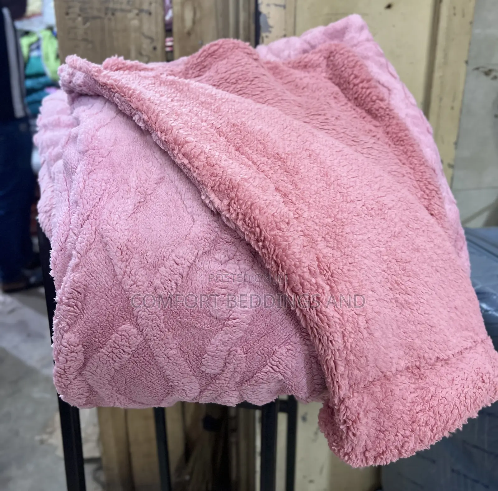 Textured Soft Blankets Pink